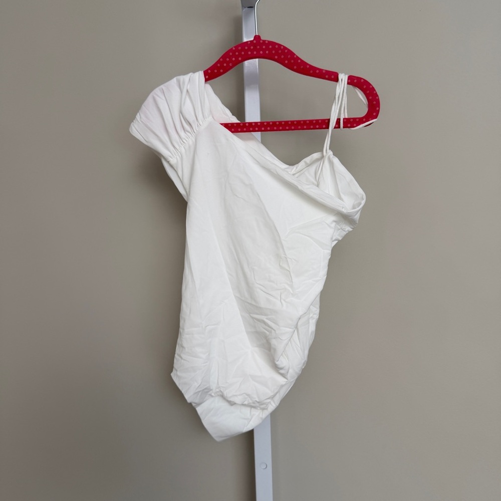 Amazuin MUSIA OFF WHITE top and skirt set - Picture 10 of 10